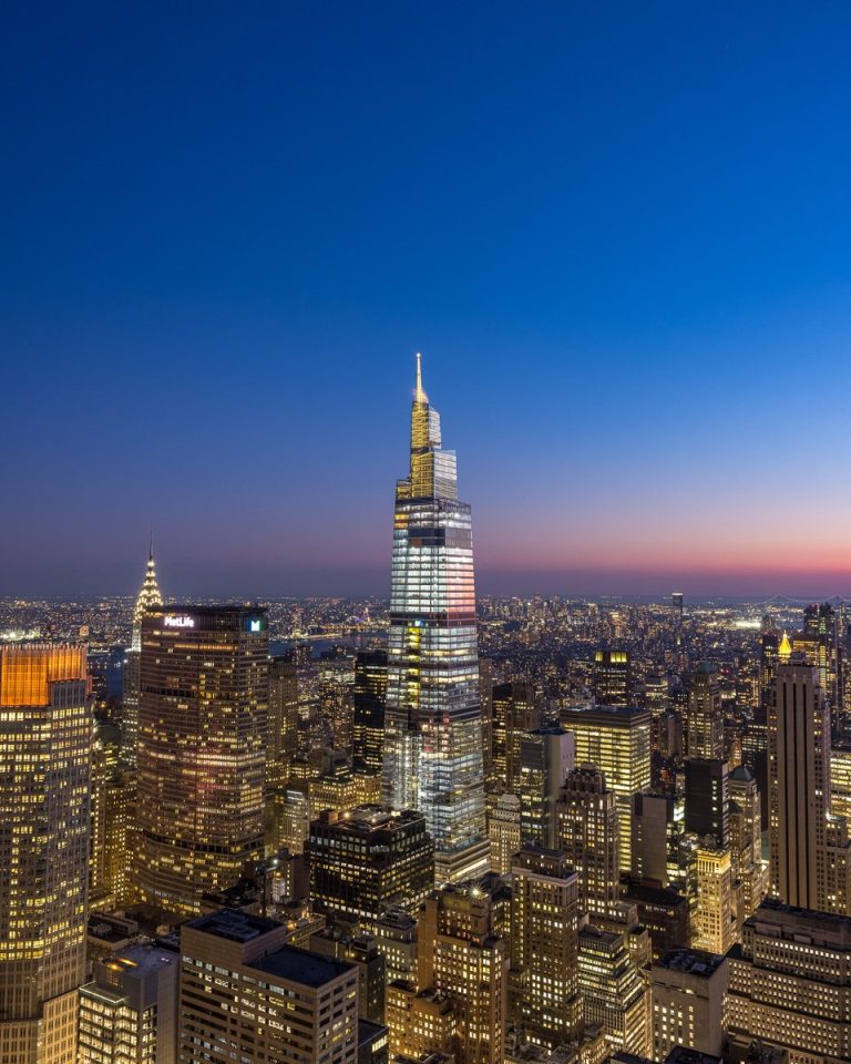 5664057_skyscraper_adwards_2021_3a