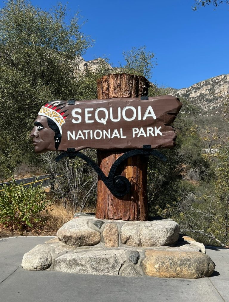 1.SEQUOIA NATIONAL PARK-SIGN