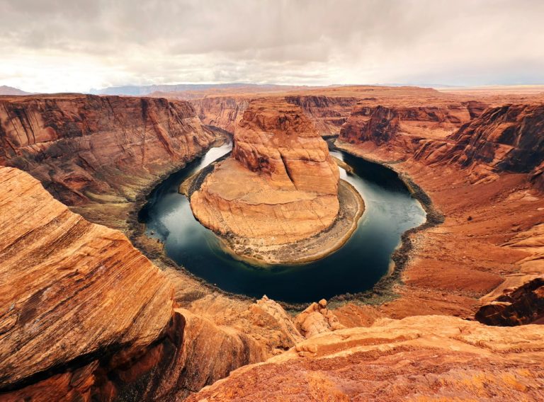 2.HORSESHOE BEND