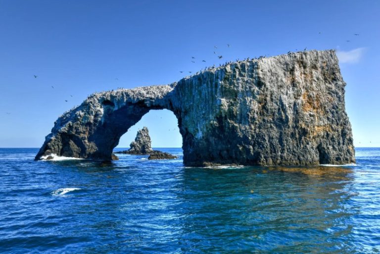 ARCH ROCK - CHANNEL ISLANDS